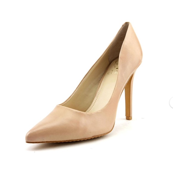 VINCE CAMUTO Leather Nude Pointy Heels - Picture 1 of 8
